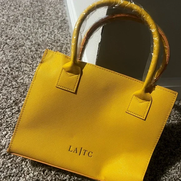 Yellow Designer Slogan Tote Bag - I Speak Fluent Italian - Picture 2 of 4